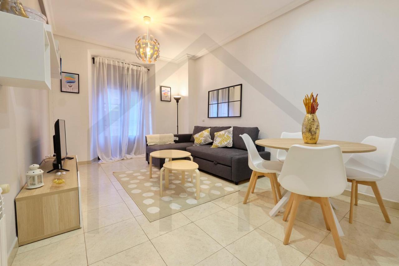 Ferienwohnung La Casa De Begona - A Un Paso Del Centro De Gijon. Exterior foto